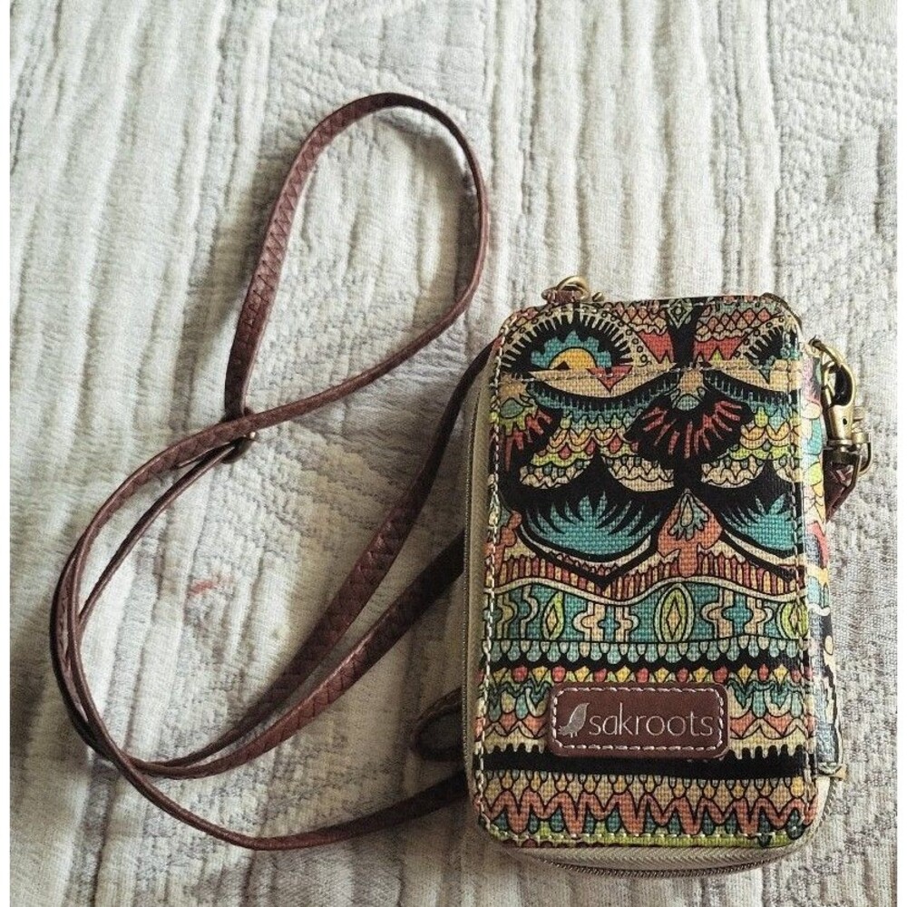 Sakroots Artist‎ Circle Smartphone Crossbody Wallet